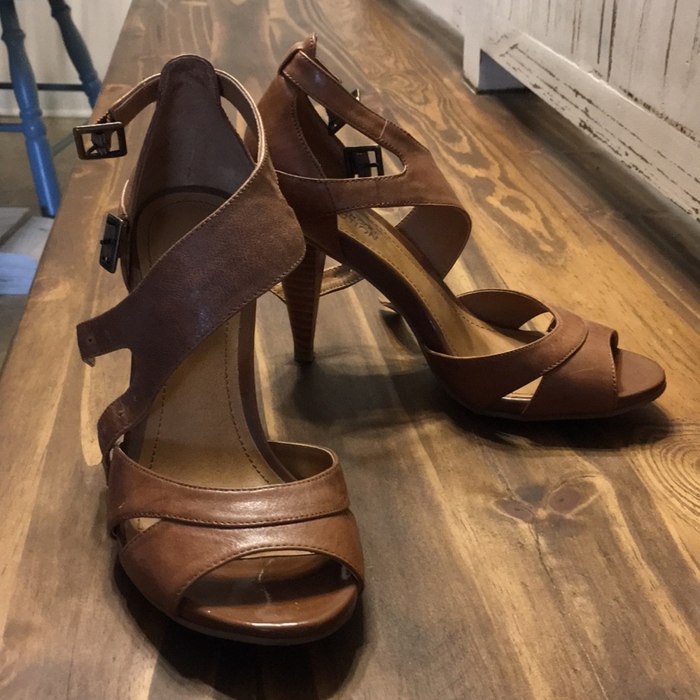 Brown leather heels